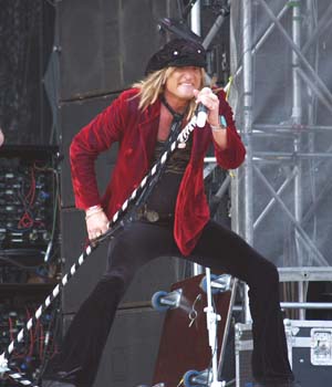 quietriot2