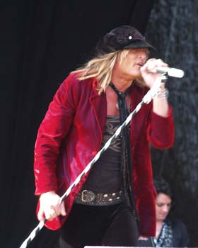 quietriot4