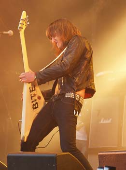 bullet2